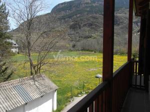 B17 B17 Urb. La Coma, 2º Apartment  Benasque