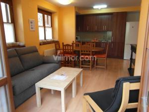 B17 B17 Urb. La Coma, 2º Apartment  Benasque