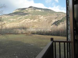 B17 B17 Urb. La Coma, 2º Apartment  Benasque
