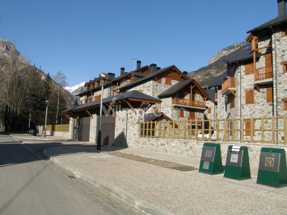 B17 B17 Urb. La Coma, 2º Apartment  Benasque