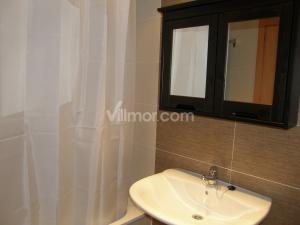 B17 B17 Urb. La Coma, 2º Apartment  Benasque