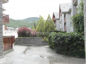 B27 B27 La Coma de Alba Bajo Apartment  Benasque