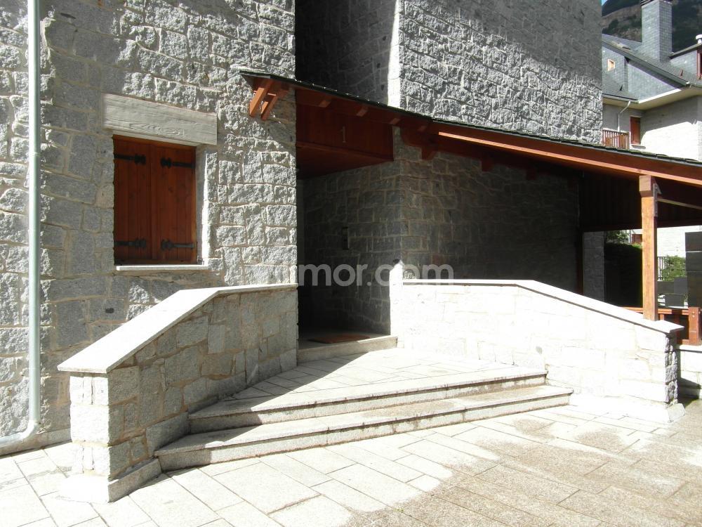 B27 B27 La Coma de Alba Bajo Apartment  Benasque