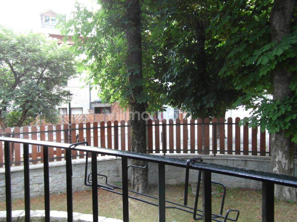 B27 B27 La Coma de Alba Bajo Apartment  Benasque