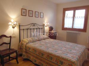 B25 B25 La Granja, Bajo con Jardín Apartamento  Benasque