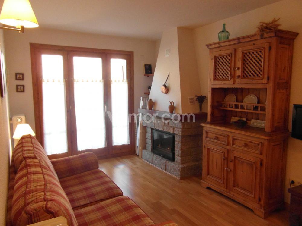 B25 B25 La Granja, Bajo con Jardín Apartamento  Benasque