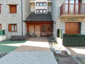 B25 B25 La Granja, Bajo con Jardín Apartamento  Benasque
