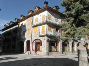 B35 B35 Edif. Sayo lV Apartamento Apartamento  Benasque