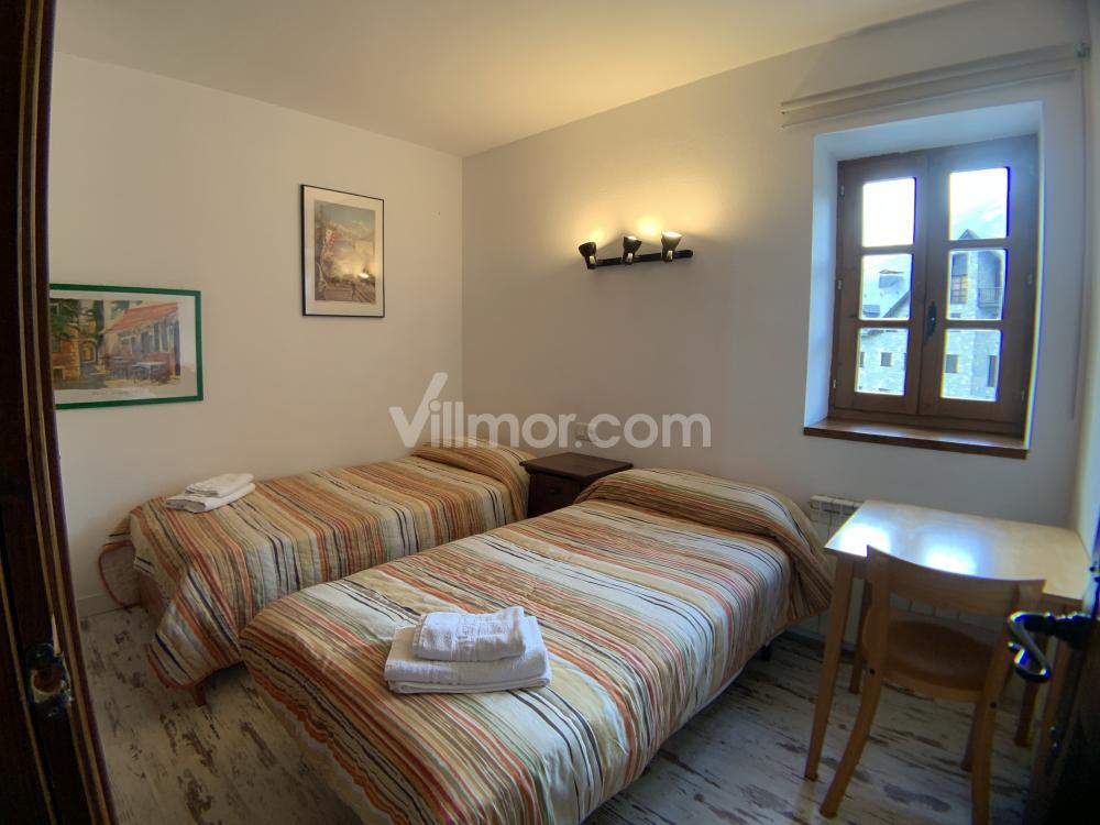 L12 Res.Valle Benasque, Linsoles Apartamento Apartment  Linsoles