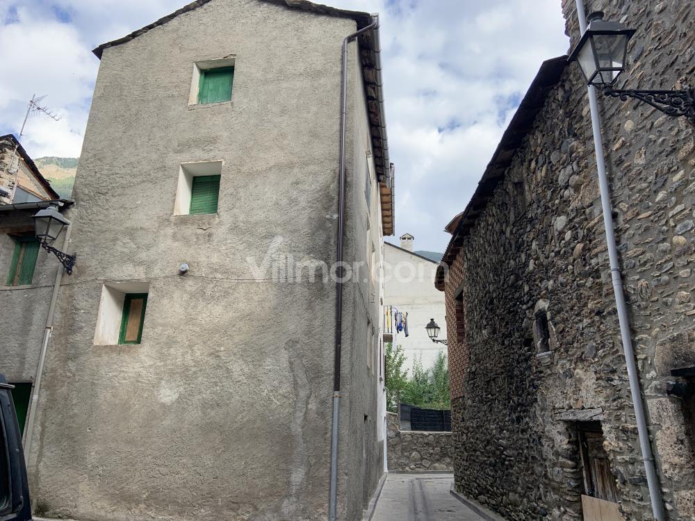 1-010 Casa a Rehabilitar en el Centro de Benasque Casa de pueblo  Benasque