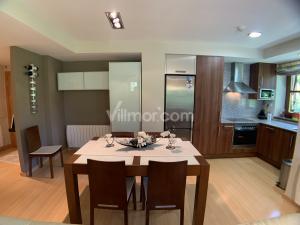 B30 Urb. La Coma D Apartment  Benasque