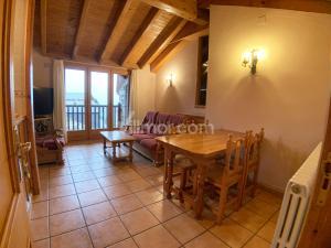 C11 Apartamento Llorgodo 2 Apartment  Cerler