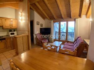 C11 Apartamento Llorgodo 2 Apartment  Cerler