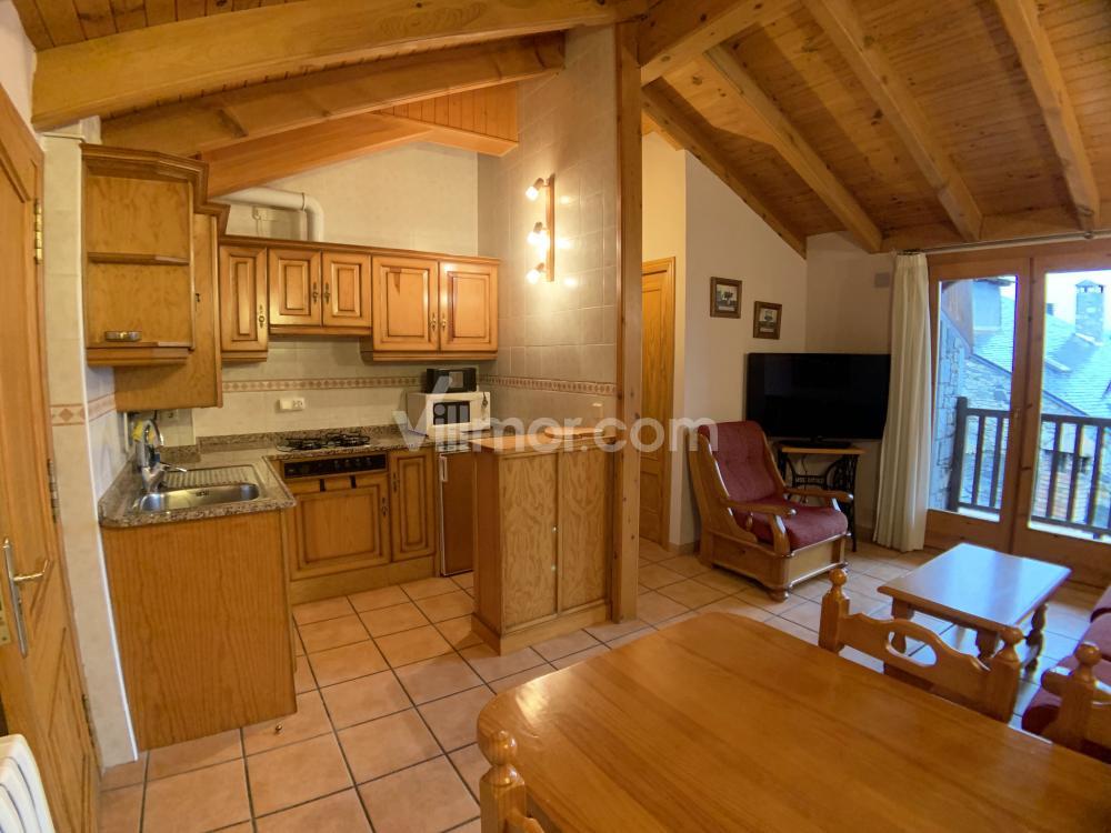C11 Apartamento Llorgodo 2 Apartment  Cerler