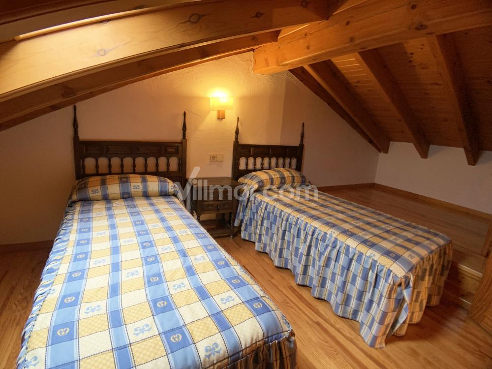 C11 Apartamento Llorgodo 2 Apartment  Cerler
