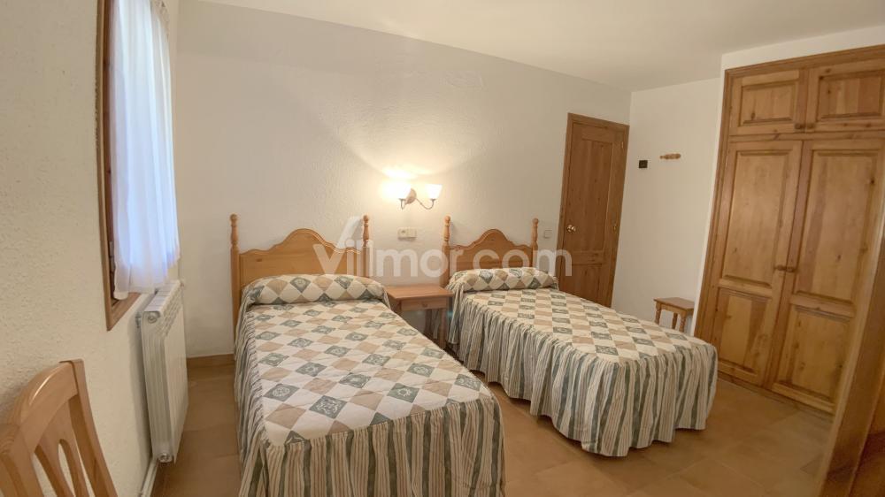 C12 Apartamento Llorgodo 3 Apartment  Cerler
