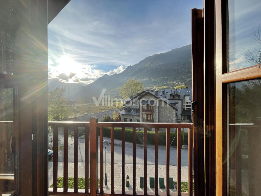 B31. B31 - Residencial La Coma - 3º Apartment  Benasque