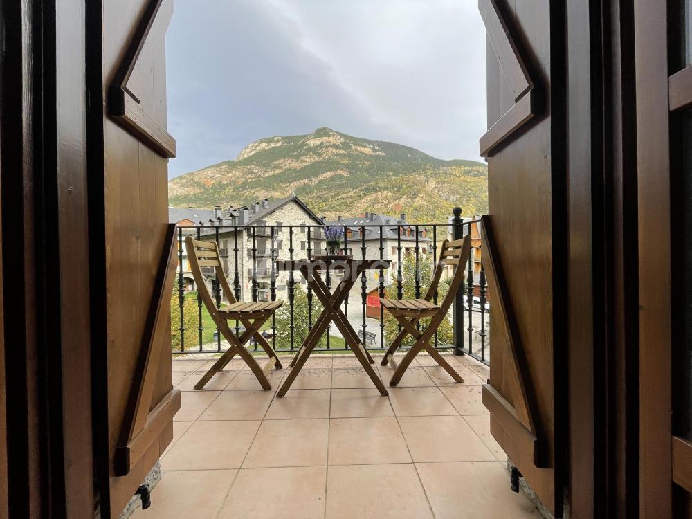 B42 Piso en Avda. Los Tilos Apartment  Benasque