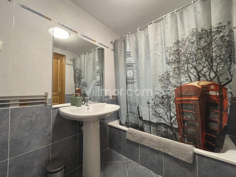 B42 Piso en Avda. Los Tilos Apartment  Benasque