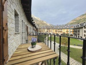 B42 Piso en Avda. Los Tilos Apartment  Benasque
