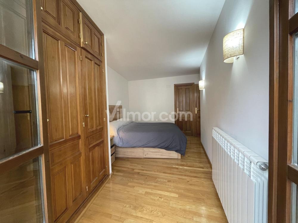 B42 Piso en Avda. Los Tilos Apartment  Benasque