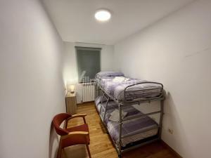 B42 Piso en Avda. Los Tilos Apartment  Benasque