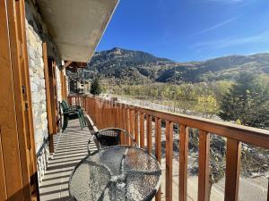 .B37 Chardin De Llis Apartment  Benasque