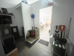 3-002 Apartamento - Local Estudio  Sahún