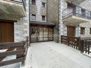 L11 Bajo con Jardín- Res. Abetal Apartment  Benasque