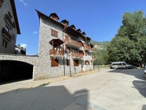 B21. Apartamento en Edif. Perramó Apartment  Benasque