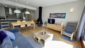 B49. Bajo con Jardín Peguera Apartment  Benasque
