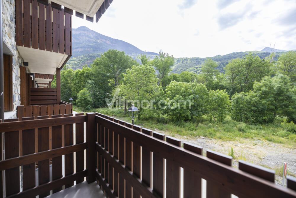 B55 Las Esquiadoras Apartamento  Benasque
