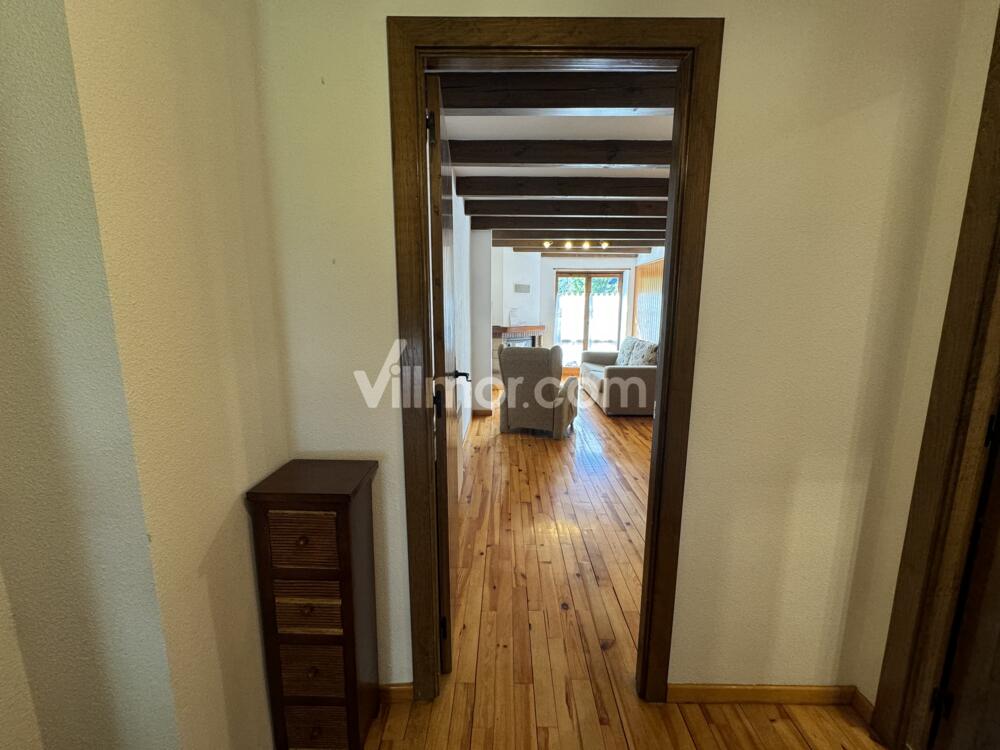 B54 Edif. Nogueret Apartamento  Benasque