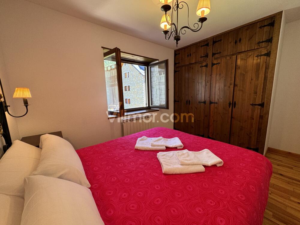 B54 Edif. Nogueret Apartamento  Benasque