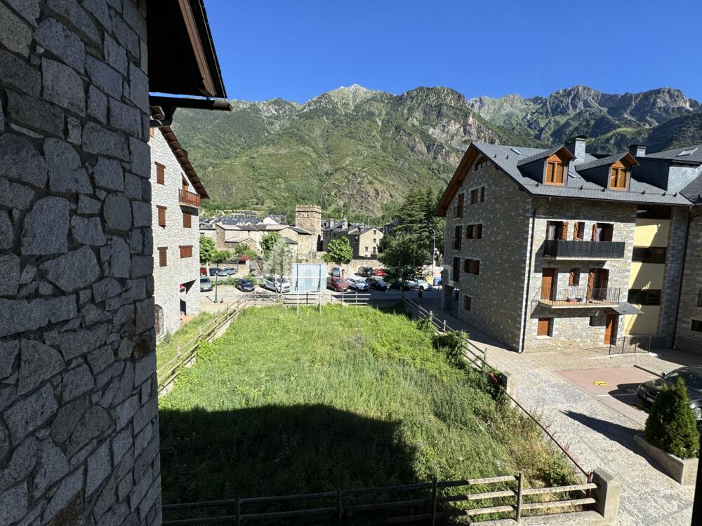 B54 Edif. Nogueret Apartamento  Benasque