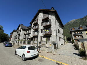 B54 Edif. Nogueret Apartamento  Benasque