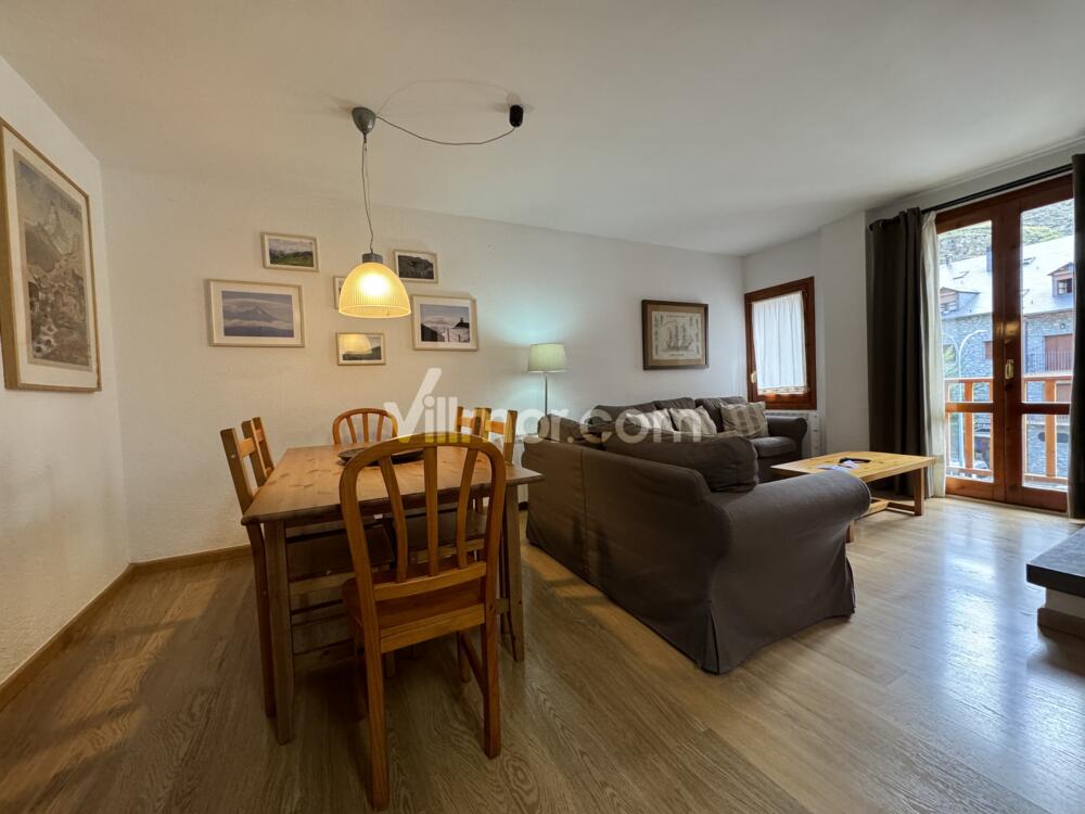 B56 Edif. Ribagorza - 2ºB Apartment  Benasque