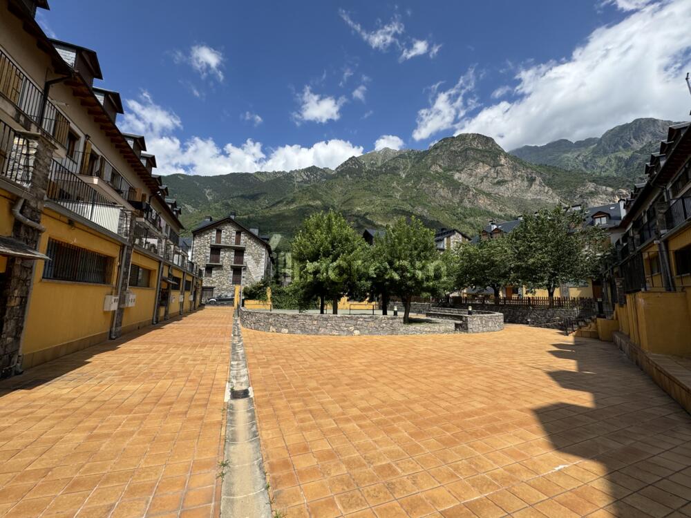 B56 Edif. Ribagorza - 2ºB Apartment  Benasque