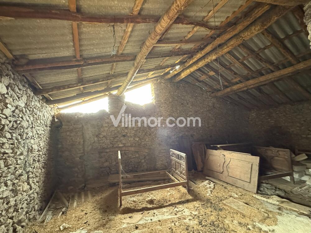 26-005 Borda a Rehabilitar en Arasan Village house  arasan