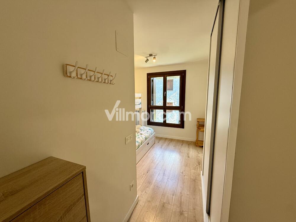 B37. Casa Luna Apartment  Benasque