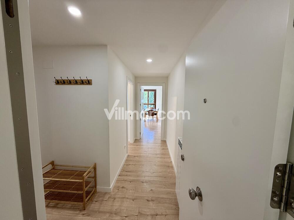 B37. Casa Luna Apartment  Benasque