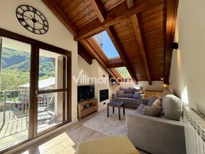B37. Casa Luna Apartment  Benasque
