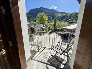 B37. Casa Luna Apartment  Benasque