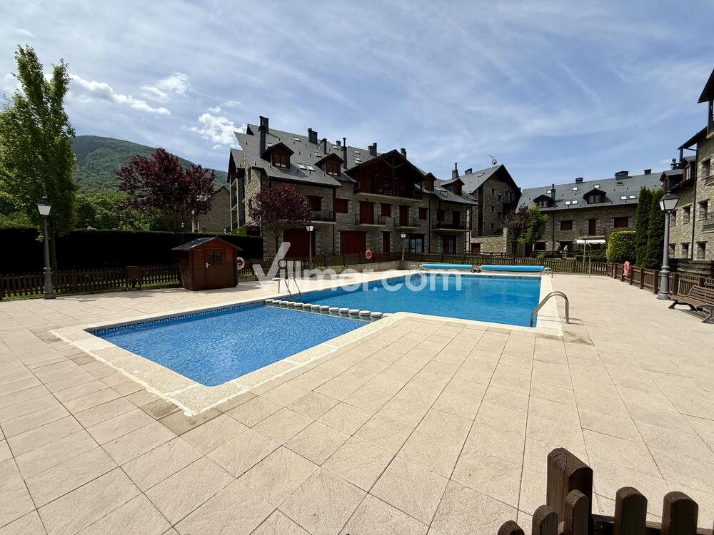 L10. Apartamento con Terraza - Res. Abetal Apartment Linsoles L10. Apartamento con Terraza - Res. Abetal Apartment Linsoles