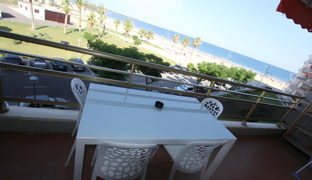 CB117 FAS117 PINEDA MAR (6/8) Apartamento La Pineda La Pineda