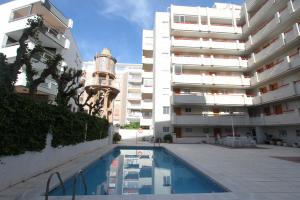 CB175 CB175 VARADERO Apartamento  Salou