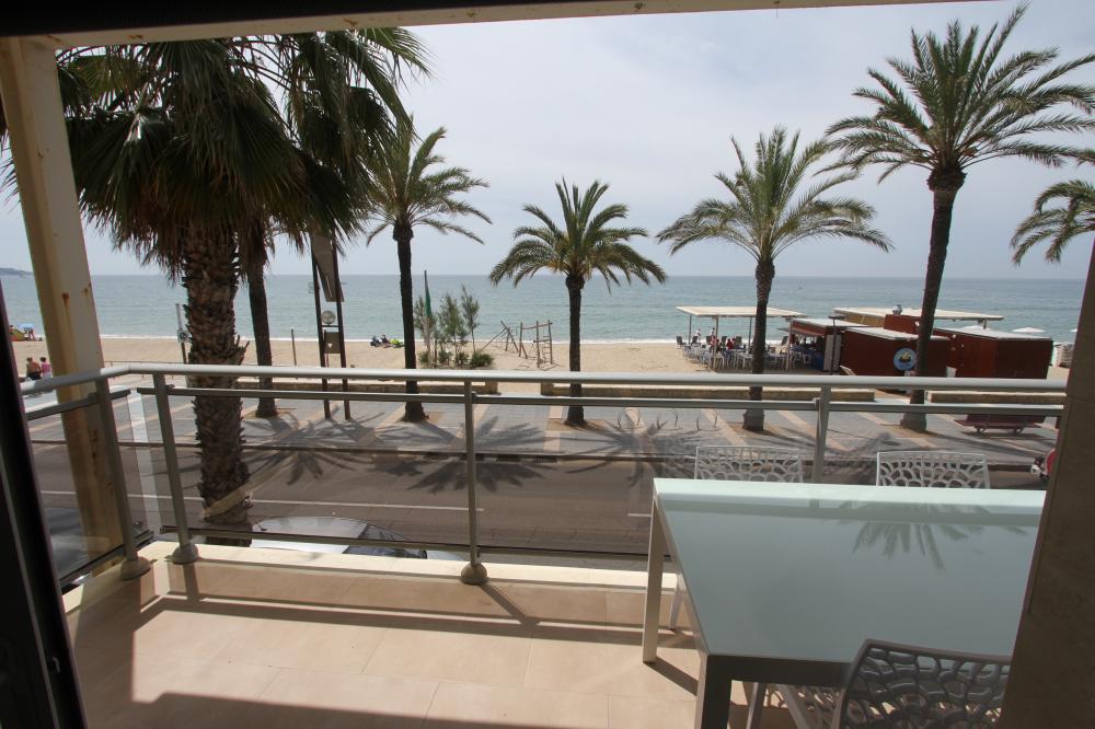 CB180 CB180 SOL MAR Apartamento playa salou