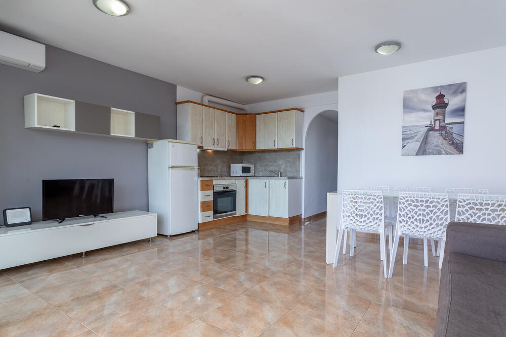 CB182 FAS182 SANT JORDI (4/6) Apartamento Cap Salou Salou