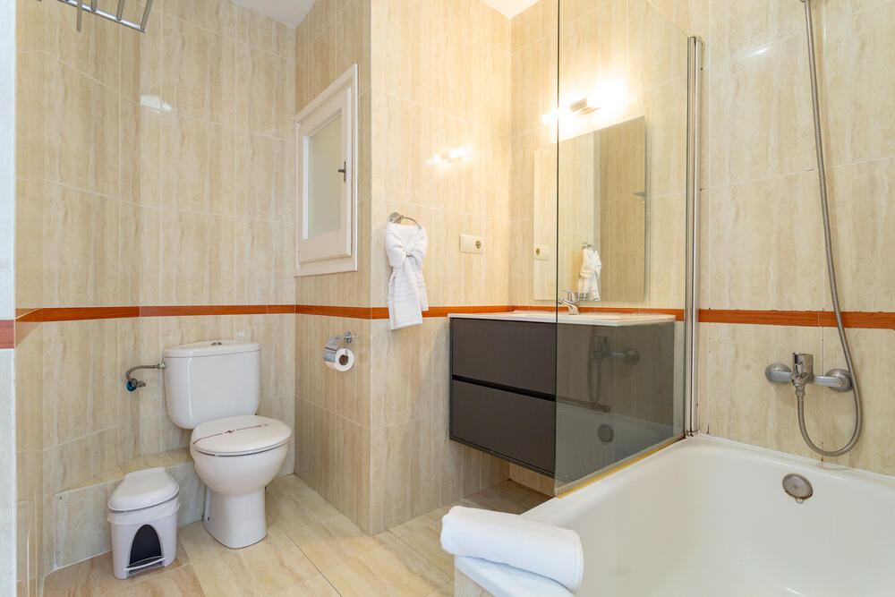 CB182 FAS182 SANT JORDI (4/6) Apartamento Cap Salou Salou