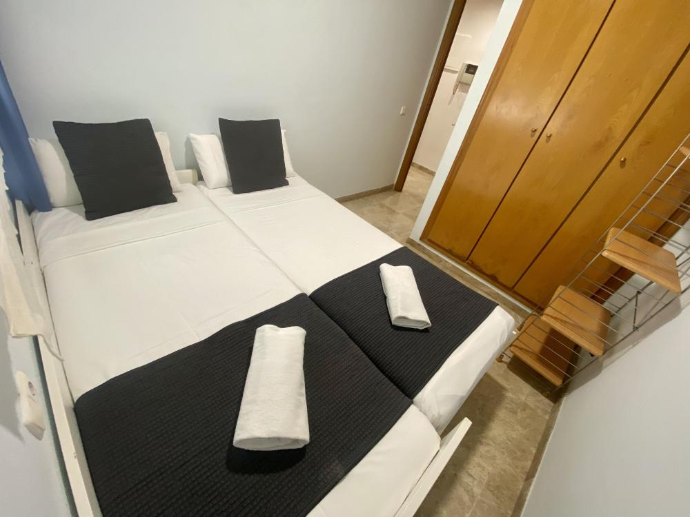 FAS252  FAS252 BALEARS BEACH Apartamento centro salou